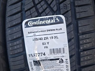 Brand New 225/40/ZR19. Continental Pair.