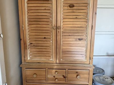 Armoire