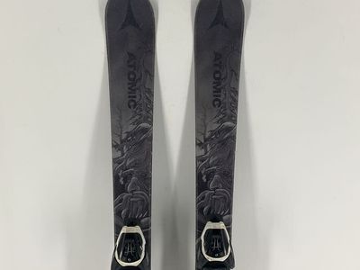 2022 Atomic Junior's Bent Chetler w/ Atomic L6 Demo Bindings