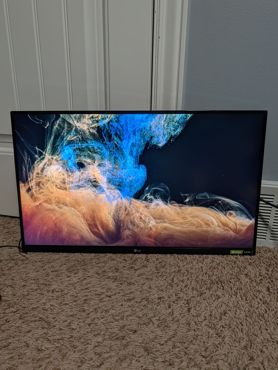 LG 27GL83A-B 27-Inch Ultragear QHD 2560 x 1440 IPS Gaming Monitor, 144Hz, G-SYNC, FreeSync