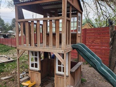 KidKraft Lofty Heights Playhouse
