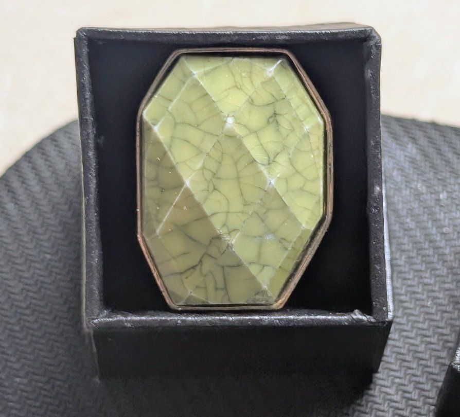 Main image 11