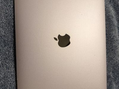 9th Gen Apple MacBook Laptop