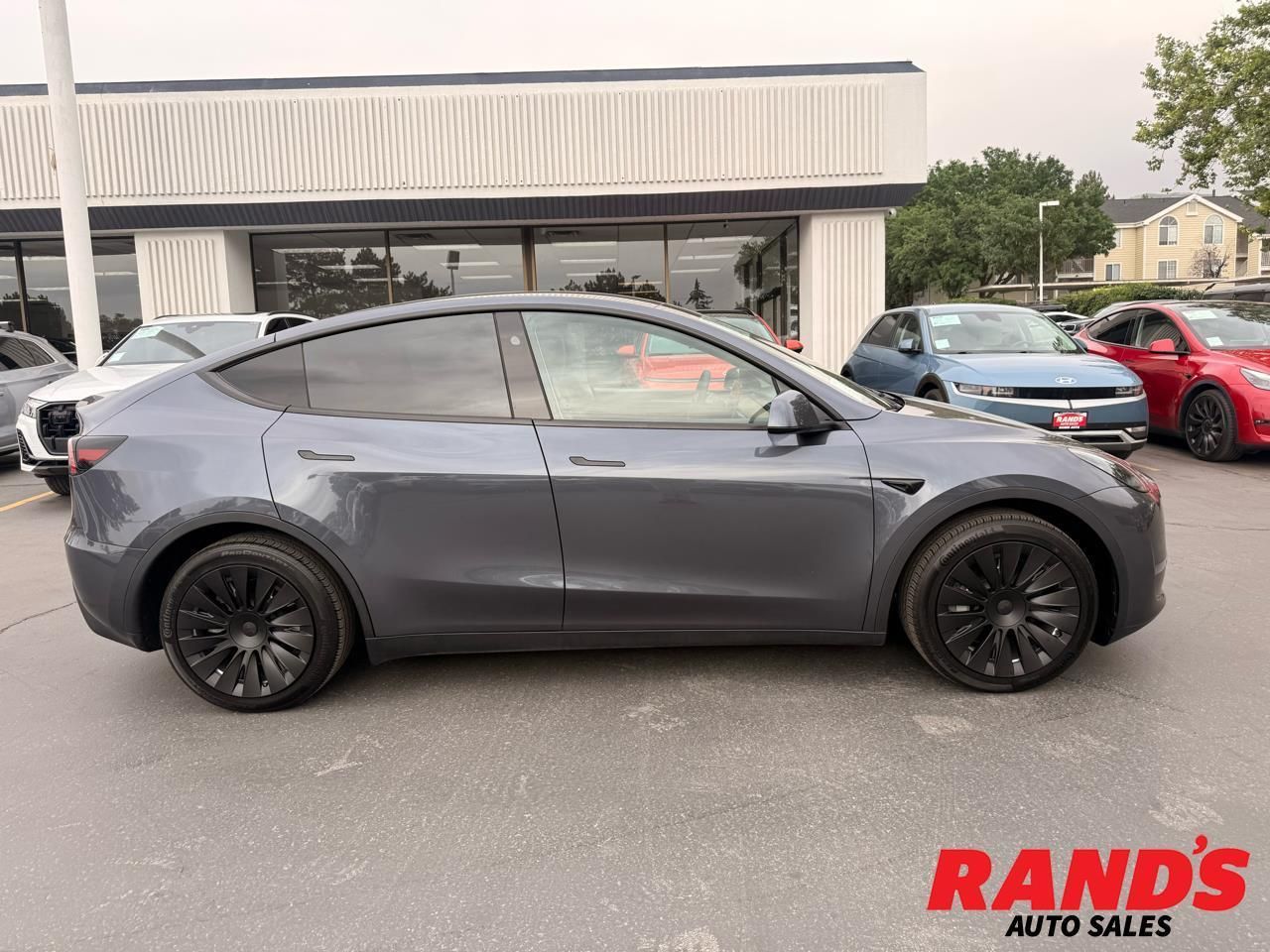 2023 Tesla Model Y Long Range