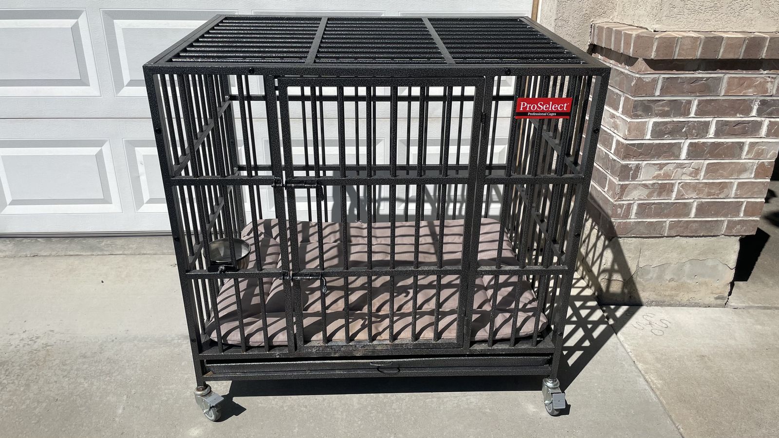ProSelect Heavy Duty Professional Dog Crate Cage with Bed and Bowl