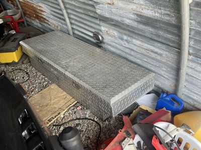 Aluminum Diamond Plate Truck Tool Box