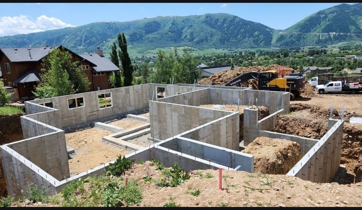 Main image 6