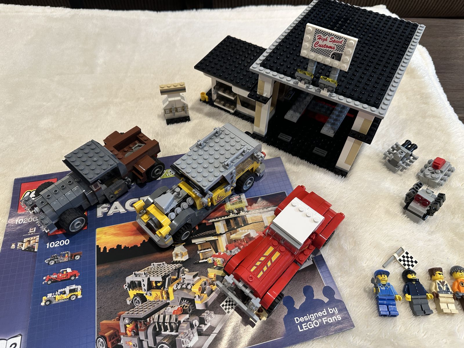 LEGO Factory Custom Car Garage 10200 - 100% Complete!