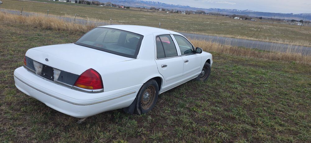 1998 Ford Crown Victoria 
