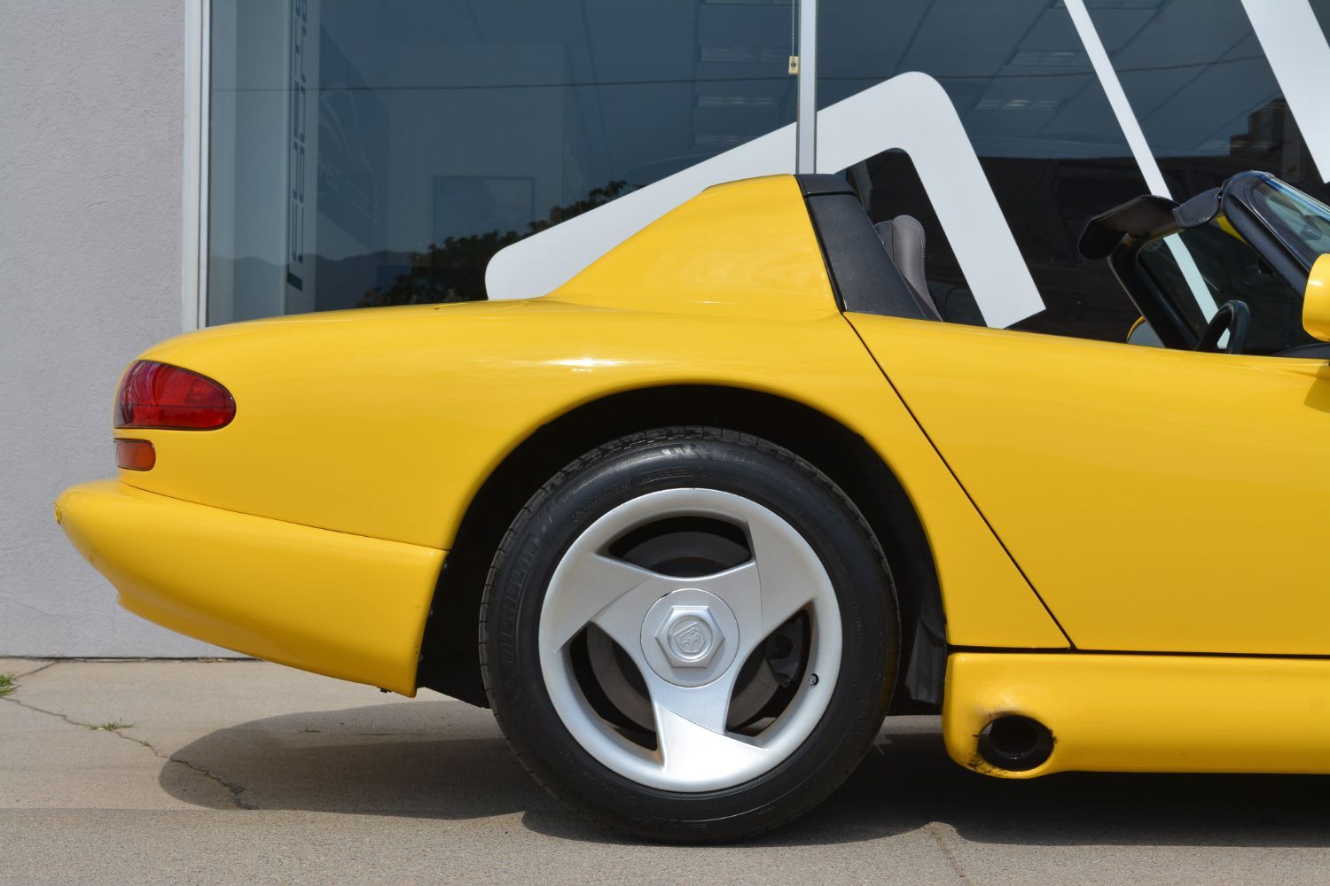 Main image 11