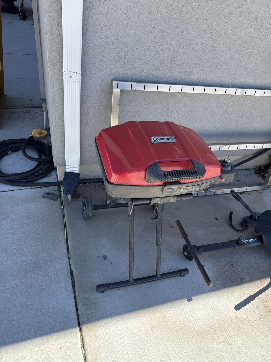 Coleman Compact Propane Grill