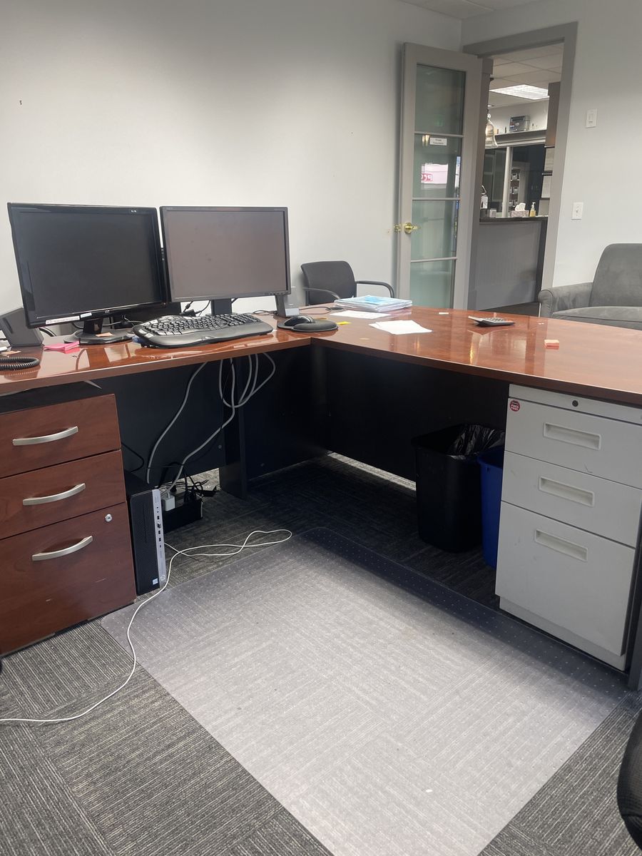 Free Desk