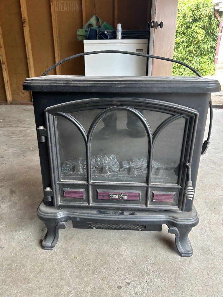 Electric fireplace