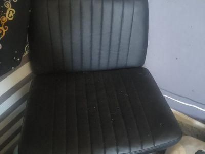 Adjustable Black PU Leather Upholstered Swivel Office Chair with Lumbar Support