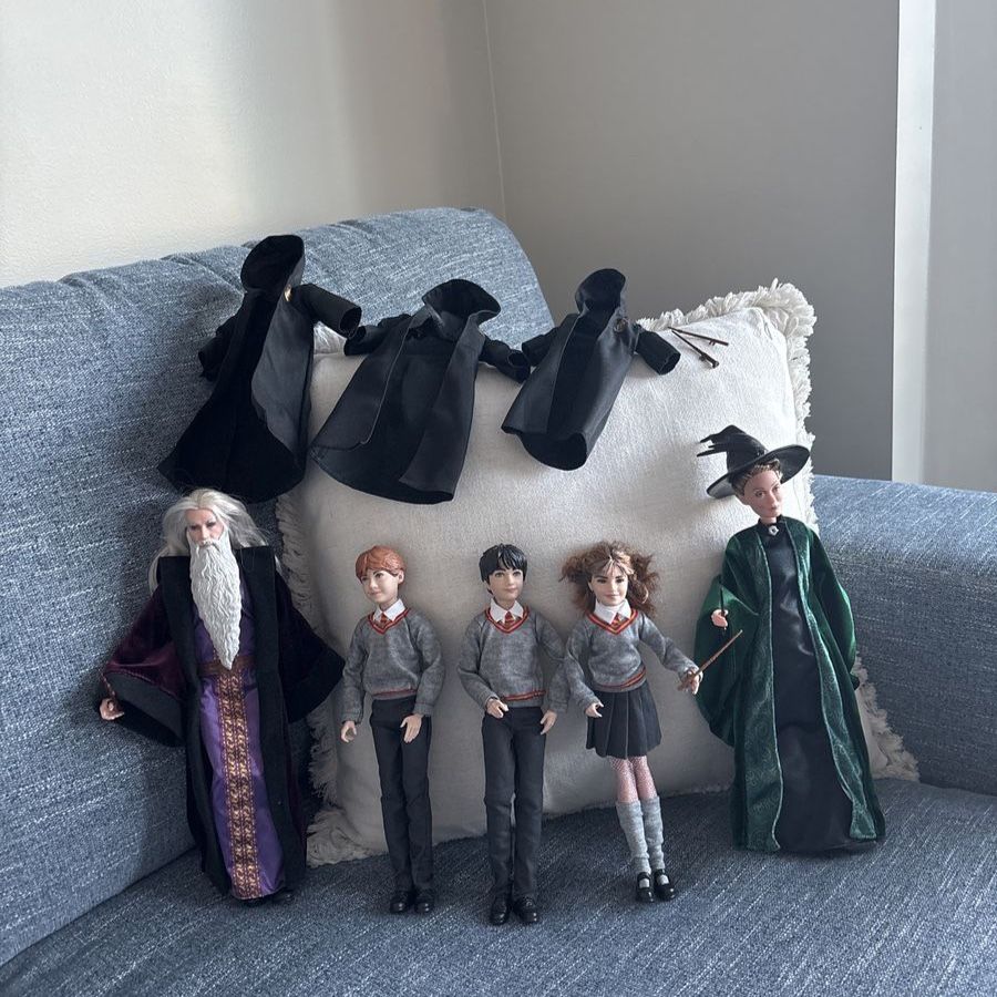 Set of five Harry Potter action figures