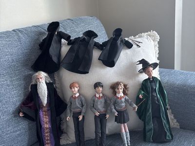 Set of five Harry Potter action figures
