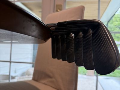 Taylormade P790 Limited Edition Black 4- PW Stiff