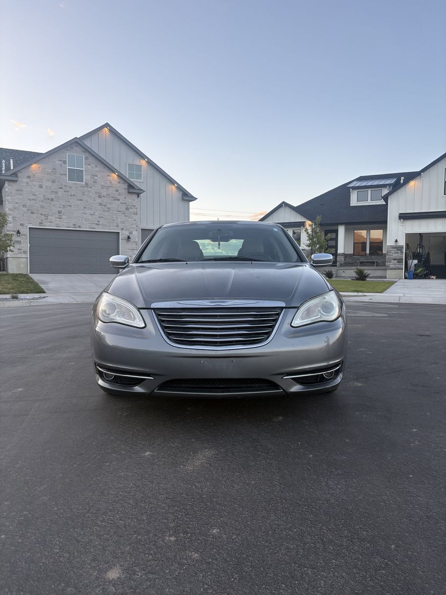 2012 CHRYSLER 200 Limited