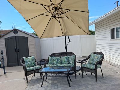 WICKER PATIO FURNTURE WITH FIRE PIT