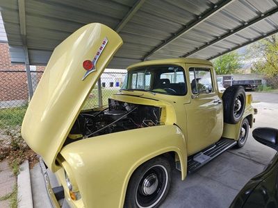 1956 Ford F-100 XLT