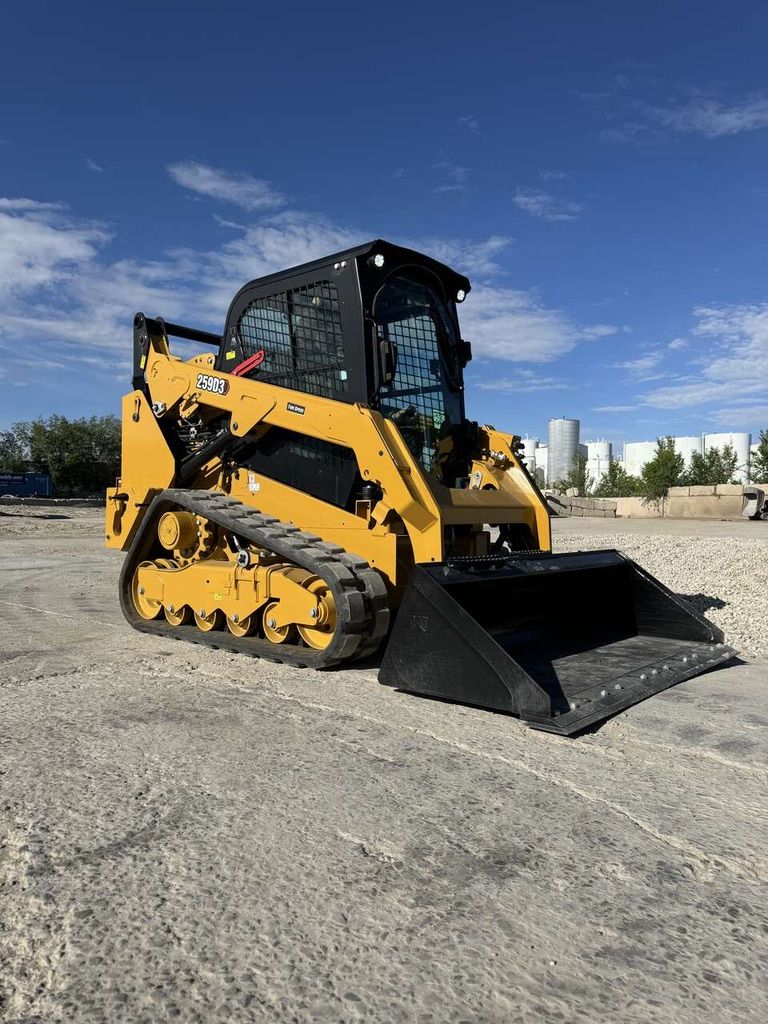 Cat 259D3 Track Skid Steer Rental - CTL Bobcat for contractor work. Half day options