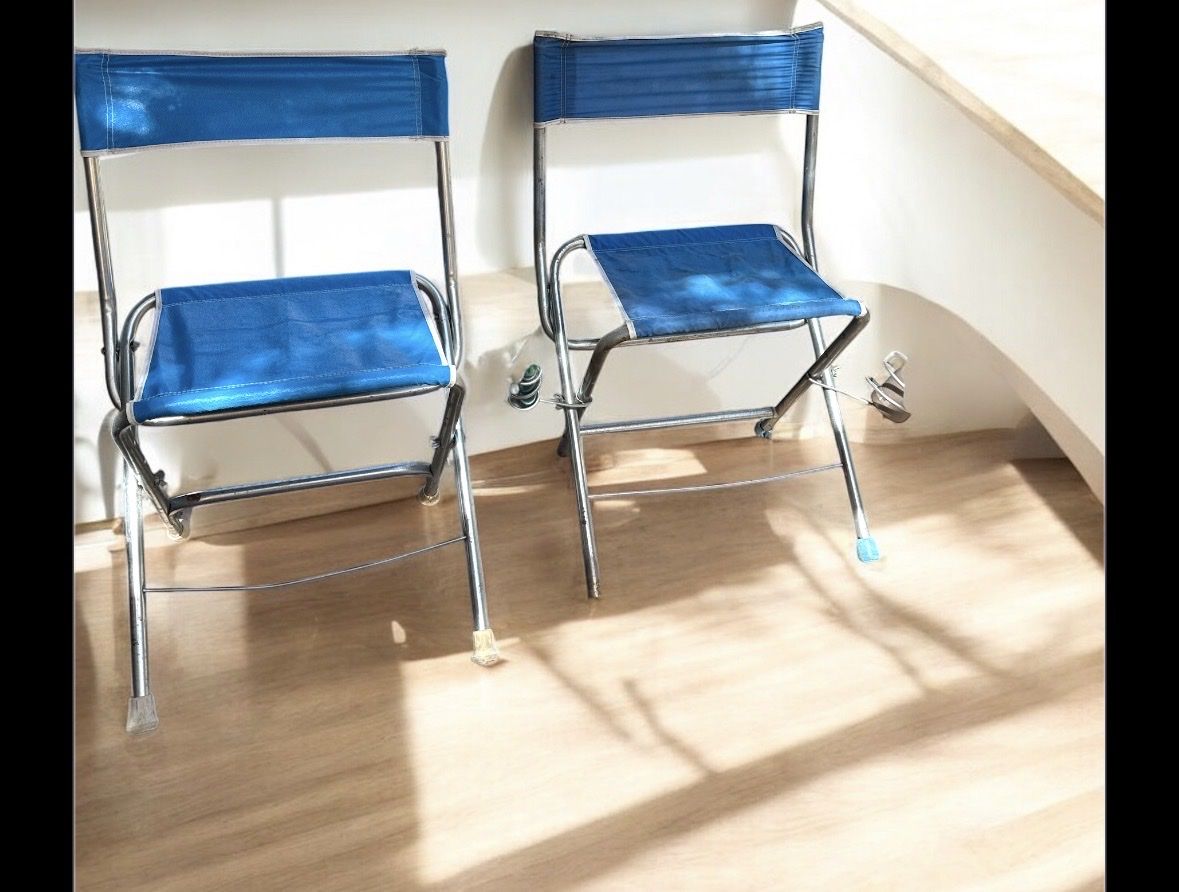Coleman folding fishing chairs