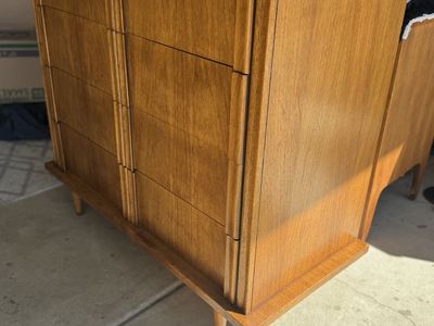 Mid-Century Modern 5 Drawer Dresser