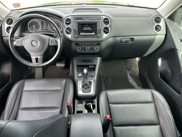 Main image 30