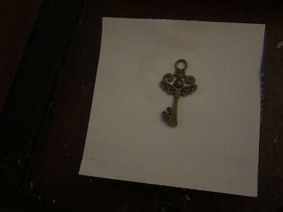Mini skeleton key