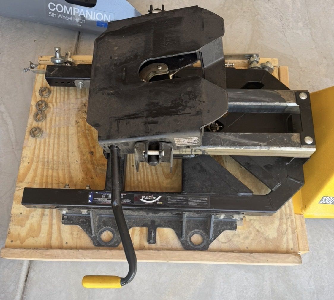 Main image 3