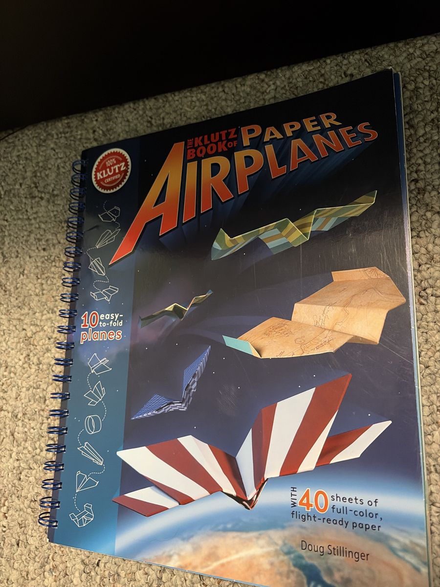 Klutz The 10 Best Paper Airplanes You've Ever Folded & Flown Book Activity Kit