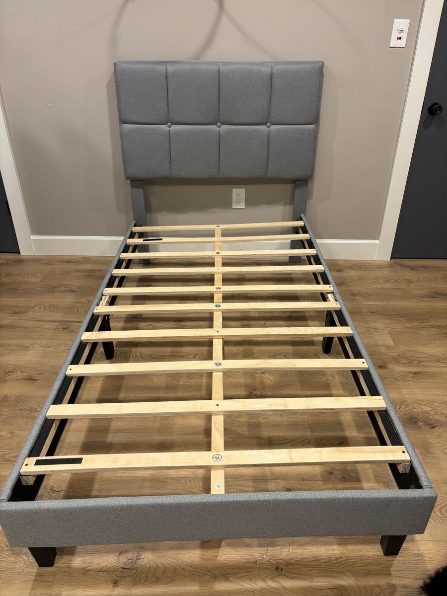 Gray Upholstered Twin Bed Frame with Tufted Headboard and Wood Slats