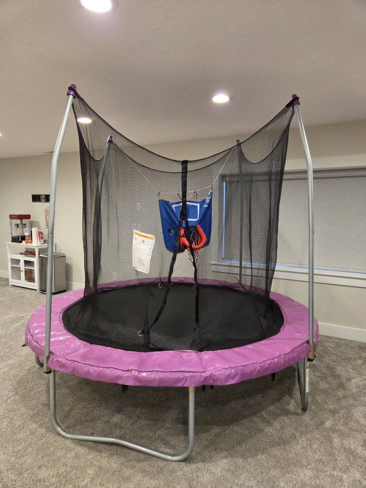 Trampoline 