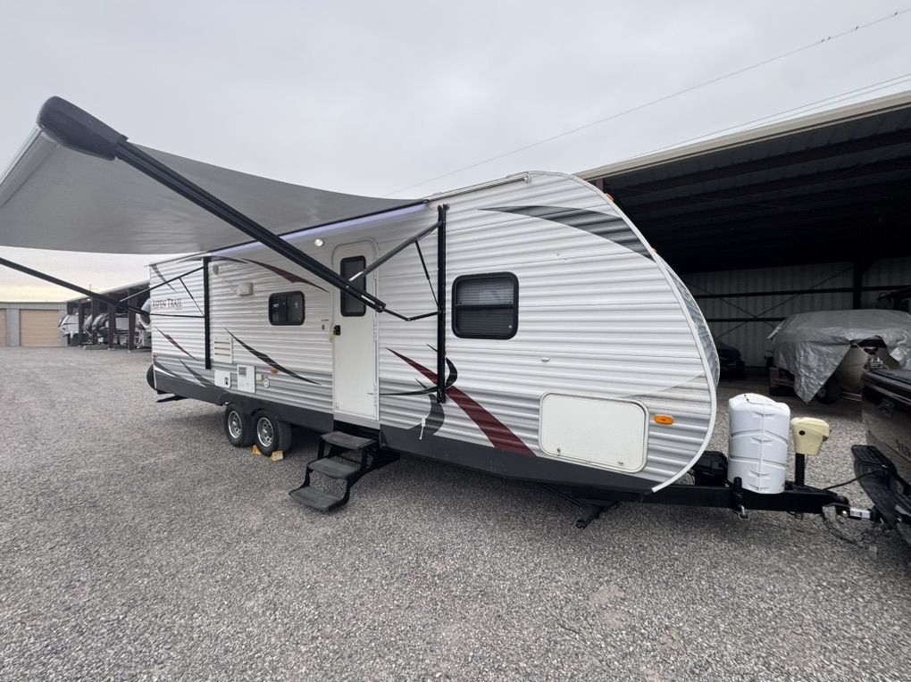 Dutchman Aspen Trail Slide Sleeps 8