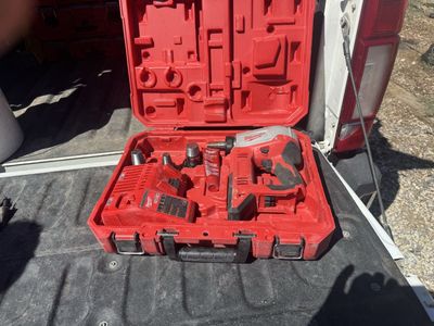 Milwaukee M 18 expander tool half inch 2 inch and a half