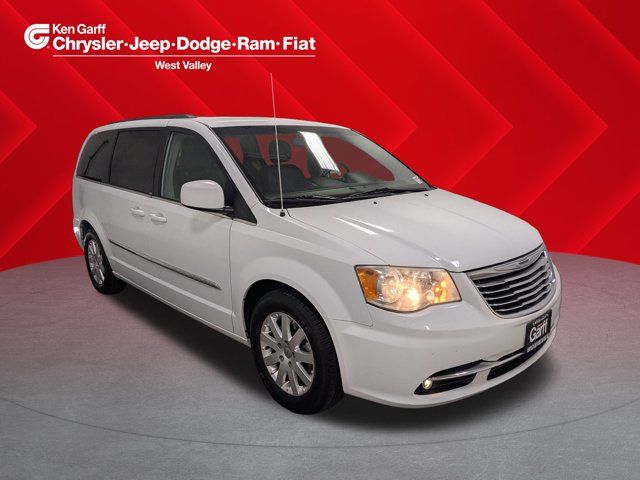 2014 Chrysler Town and Country Touring