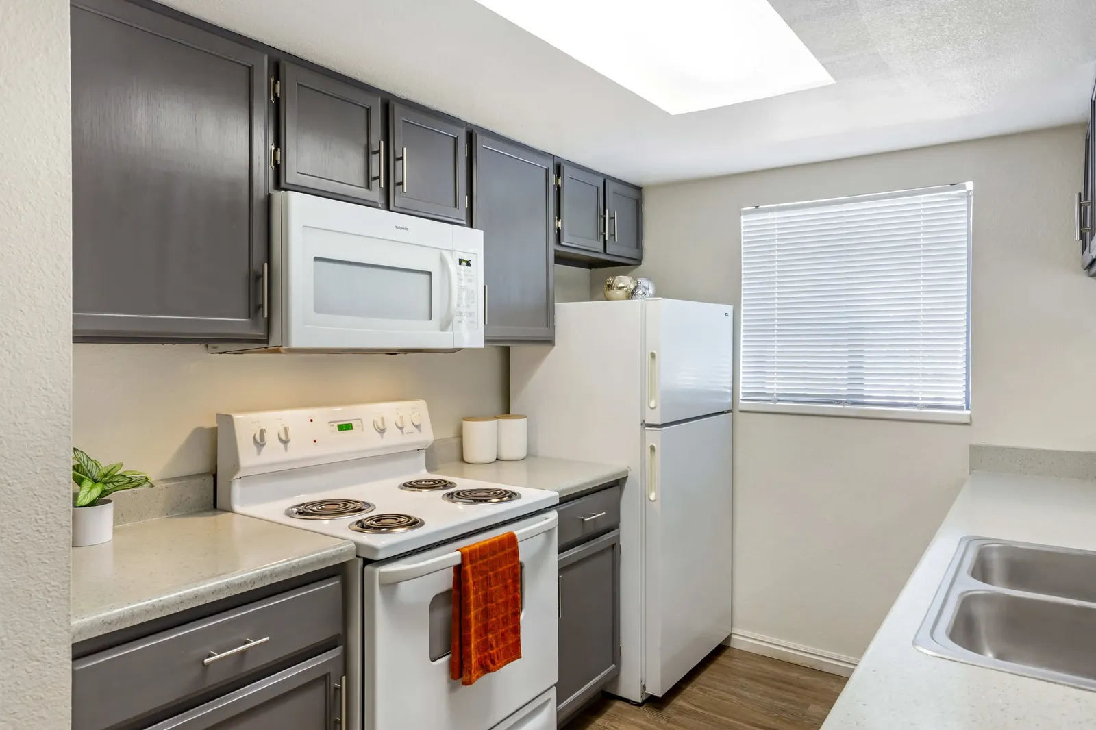 Private room contract in Provo for sale