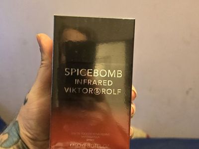 Spice bomb infrared cologne
