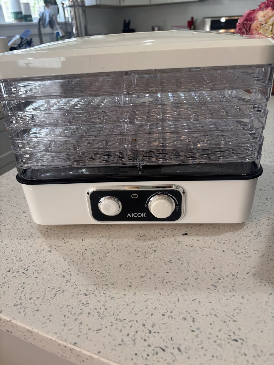AICOK Food Dehydrator GGJ-320A with Adjustable Temperature Control and 5 Trays