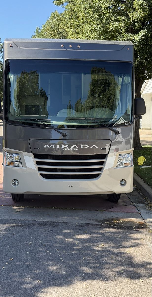 2019 Coachman Mirada 35OS
