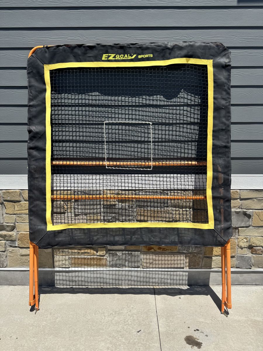 Lacrosse Ball Rebounder