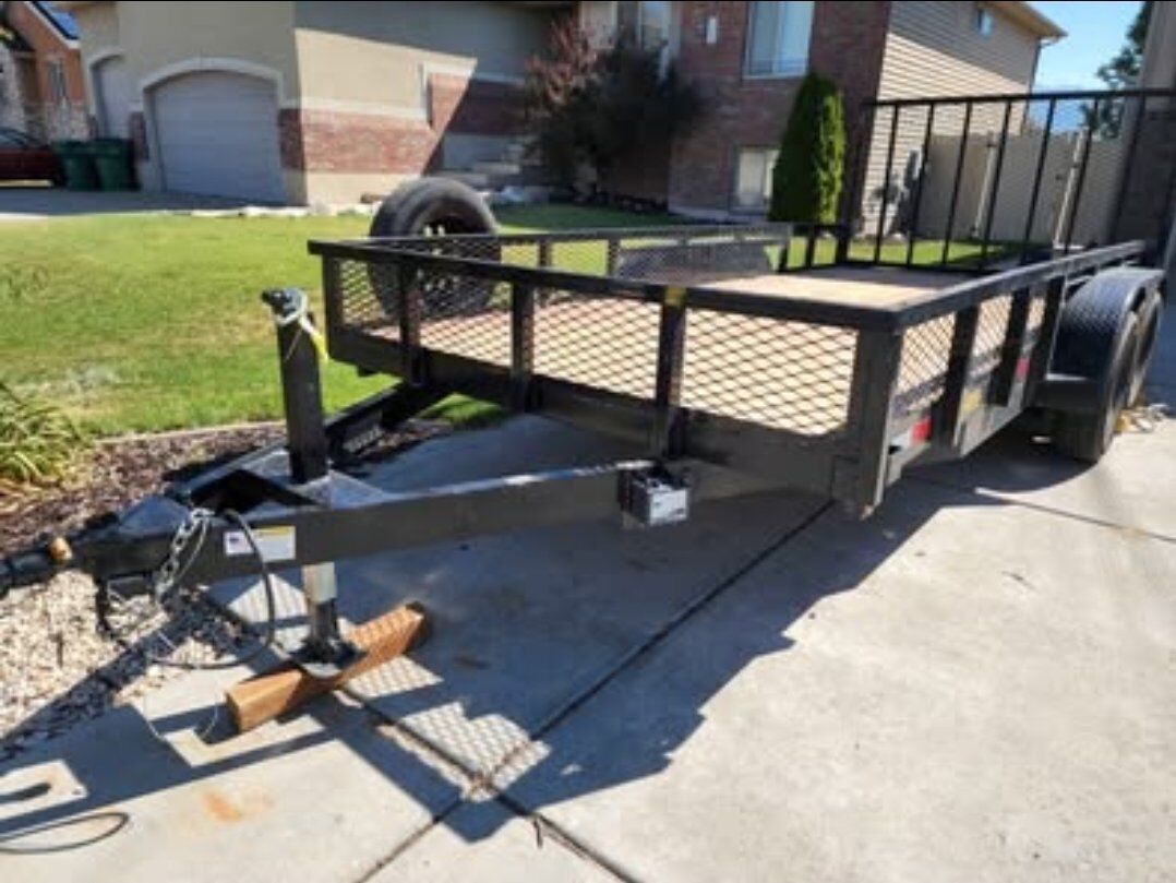 Utility Trailer Rental – 7x16 Tandem Axle with Ramp Gate