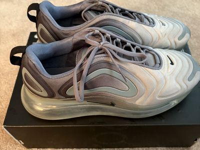 Mens Nike 720 Shoes Size 8