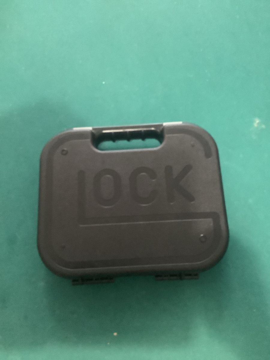 Glock Hard Side (Clamshell) Case