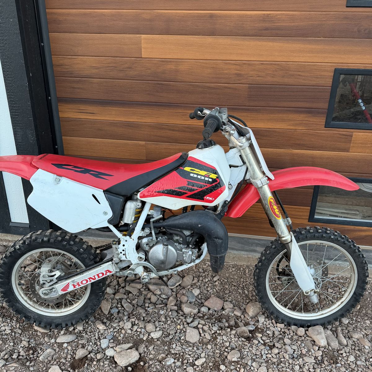 1997 cr80