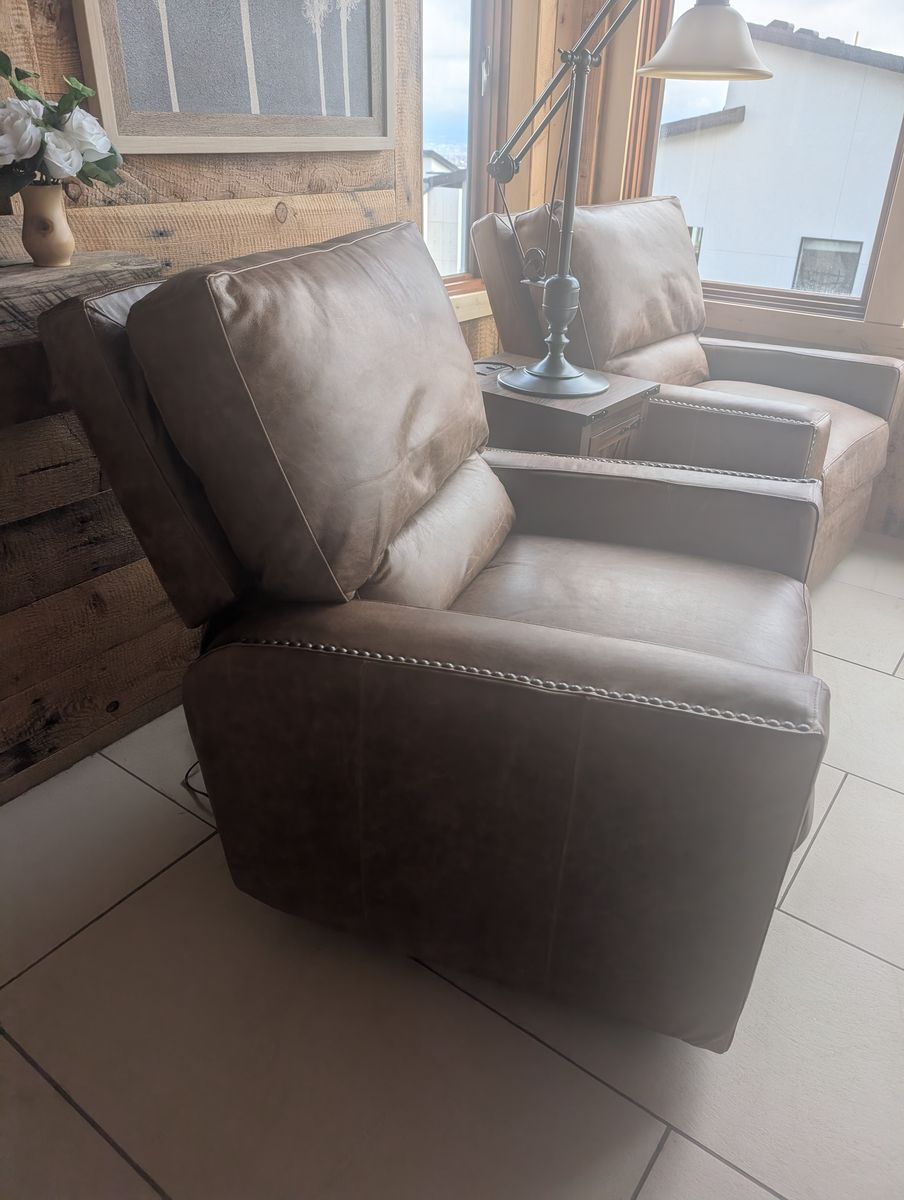 Powered leather recliners with battery operation