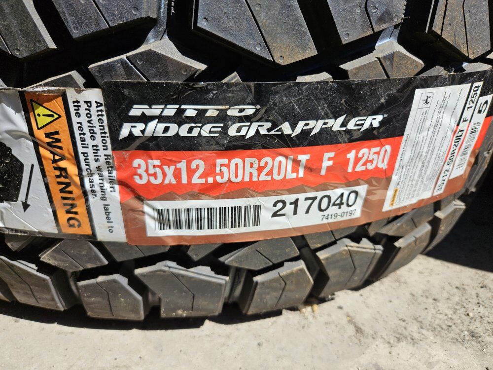 35x12.50r20 nitto ridge grappler