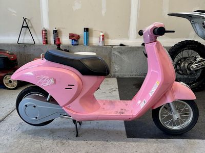 Pink Hyper Barbie Electric Scooter