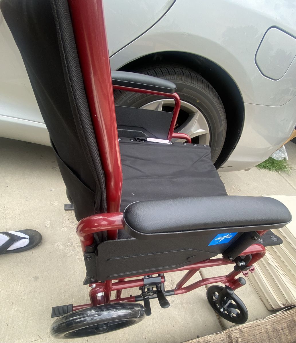 Medline Wheelchair, 22” sest, 500 lb capacity