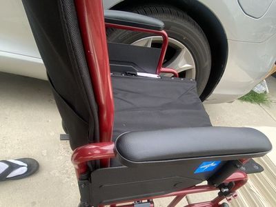 Medline Wheelchair, 22” sest, 500 lb capacity